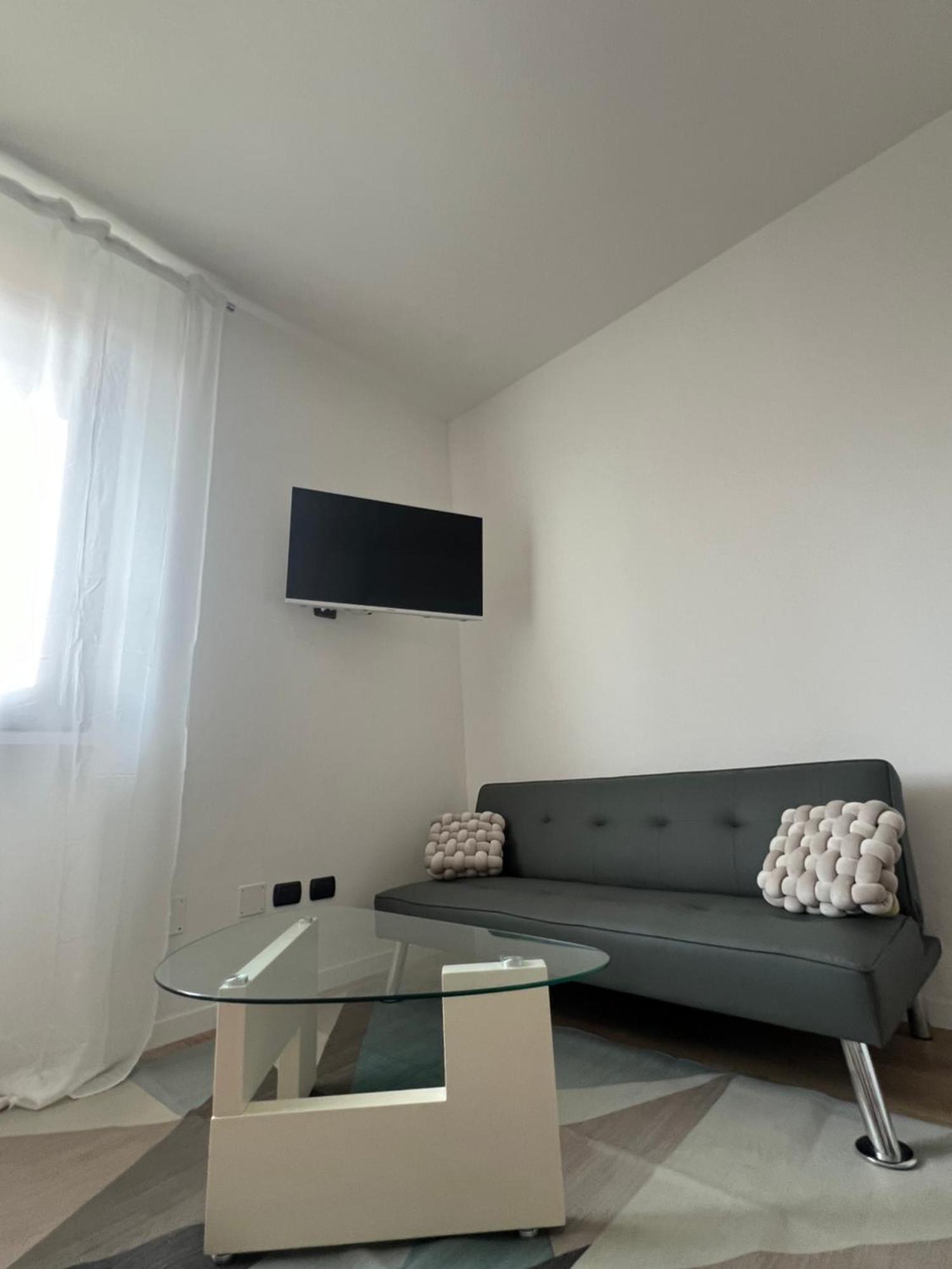 Monolocale Ovidio Aparthotel Milano Exterior foto