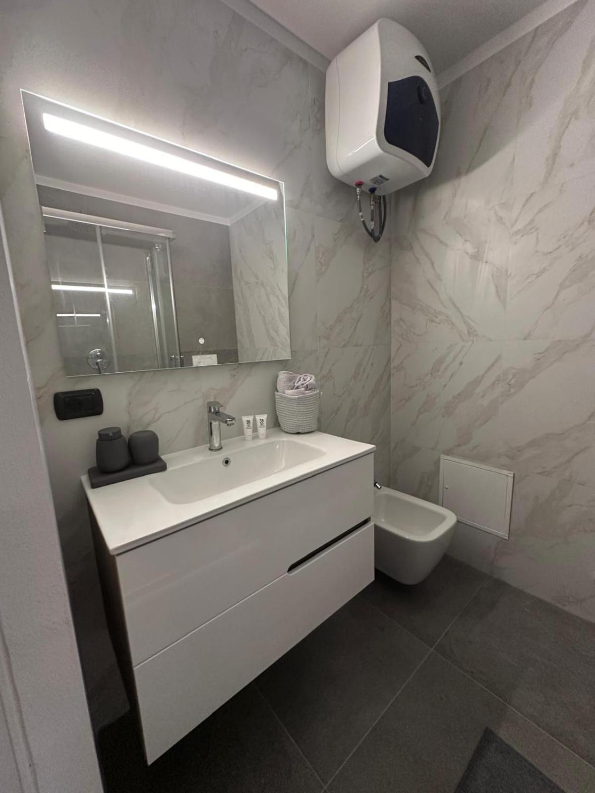 Monolocale Ovidio Aparthotel Milano Exterior foto