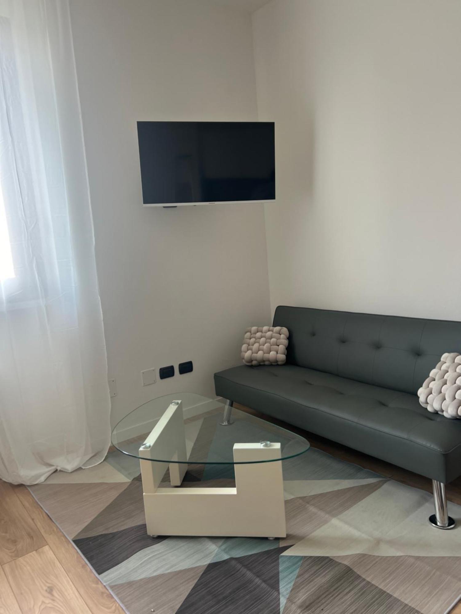 Monolocale Ovidio Aparthotel Milano Exterior foto